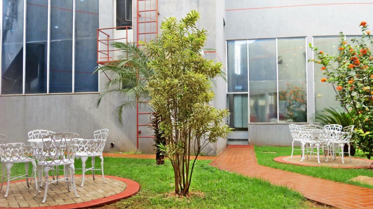 Hotel Stella Solaris Cataratas à Foz do Iguaçu Extérieur photo